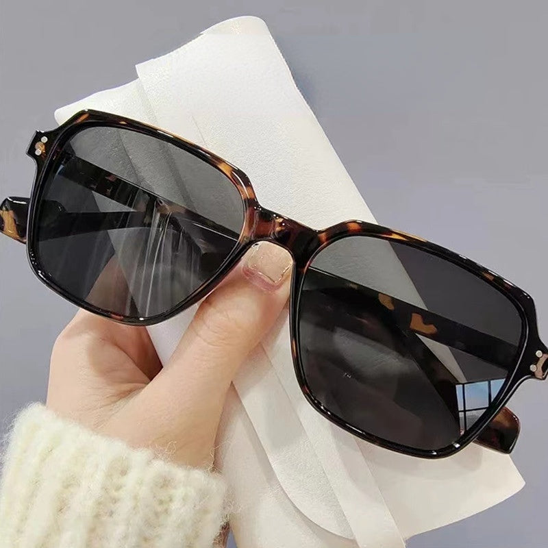 Wholesale Vintage Small Frame PC Sunglasses